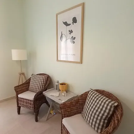 Kipos Апартаменты *